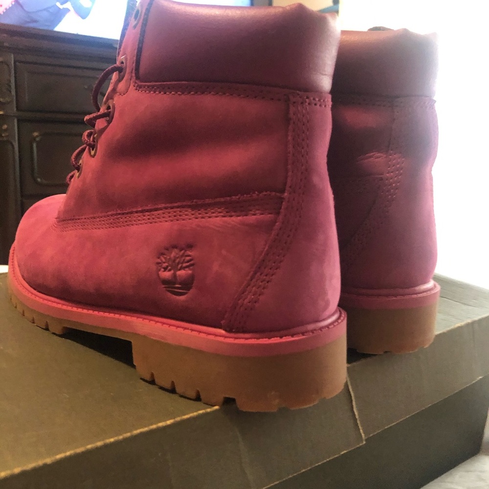 Purple timberlands - Picture 7 of 8